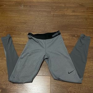Nike leggings